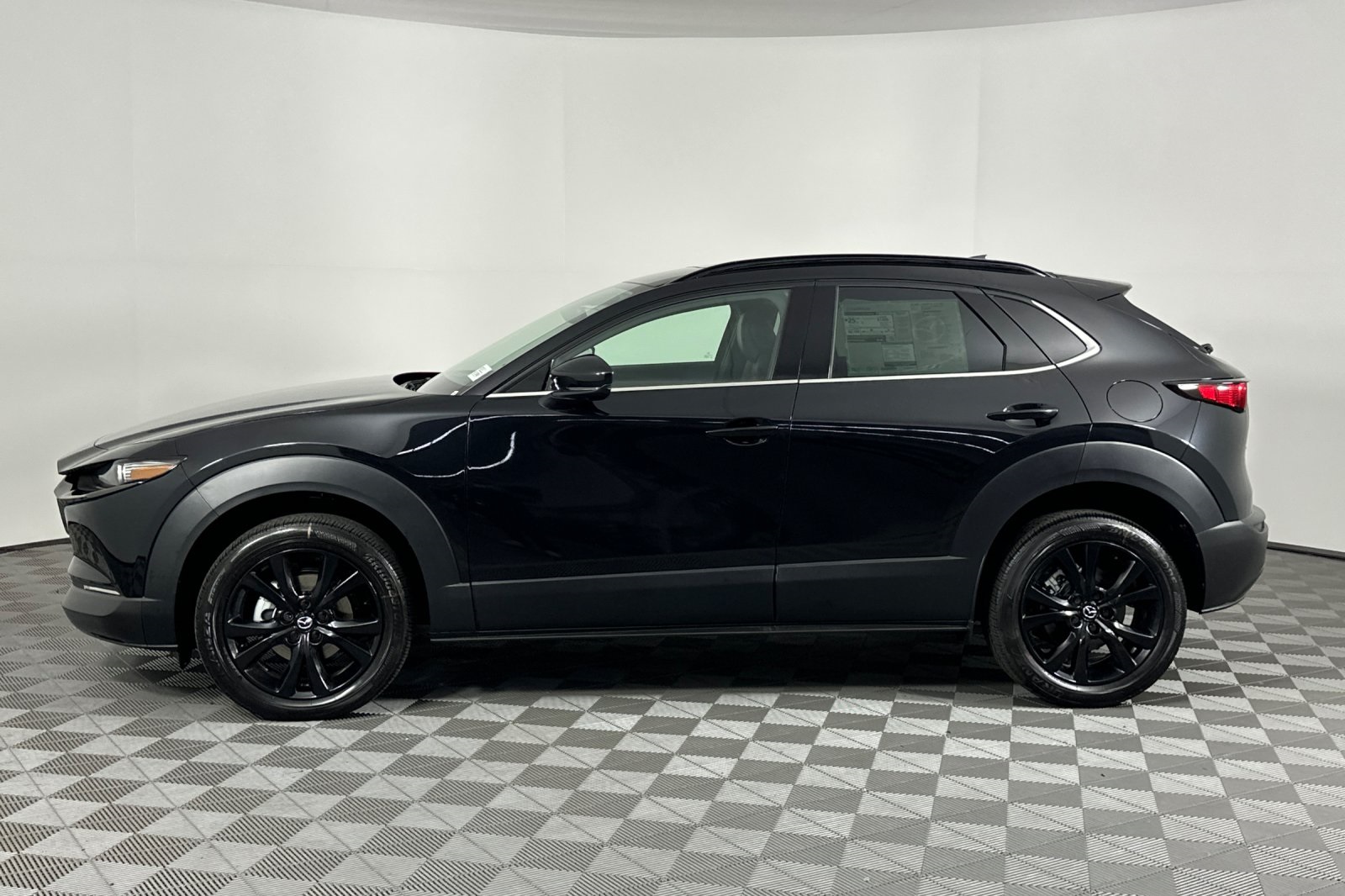 2025 Mazda CX-30 2.5 Turbo Premium Plus photo 5
