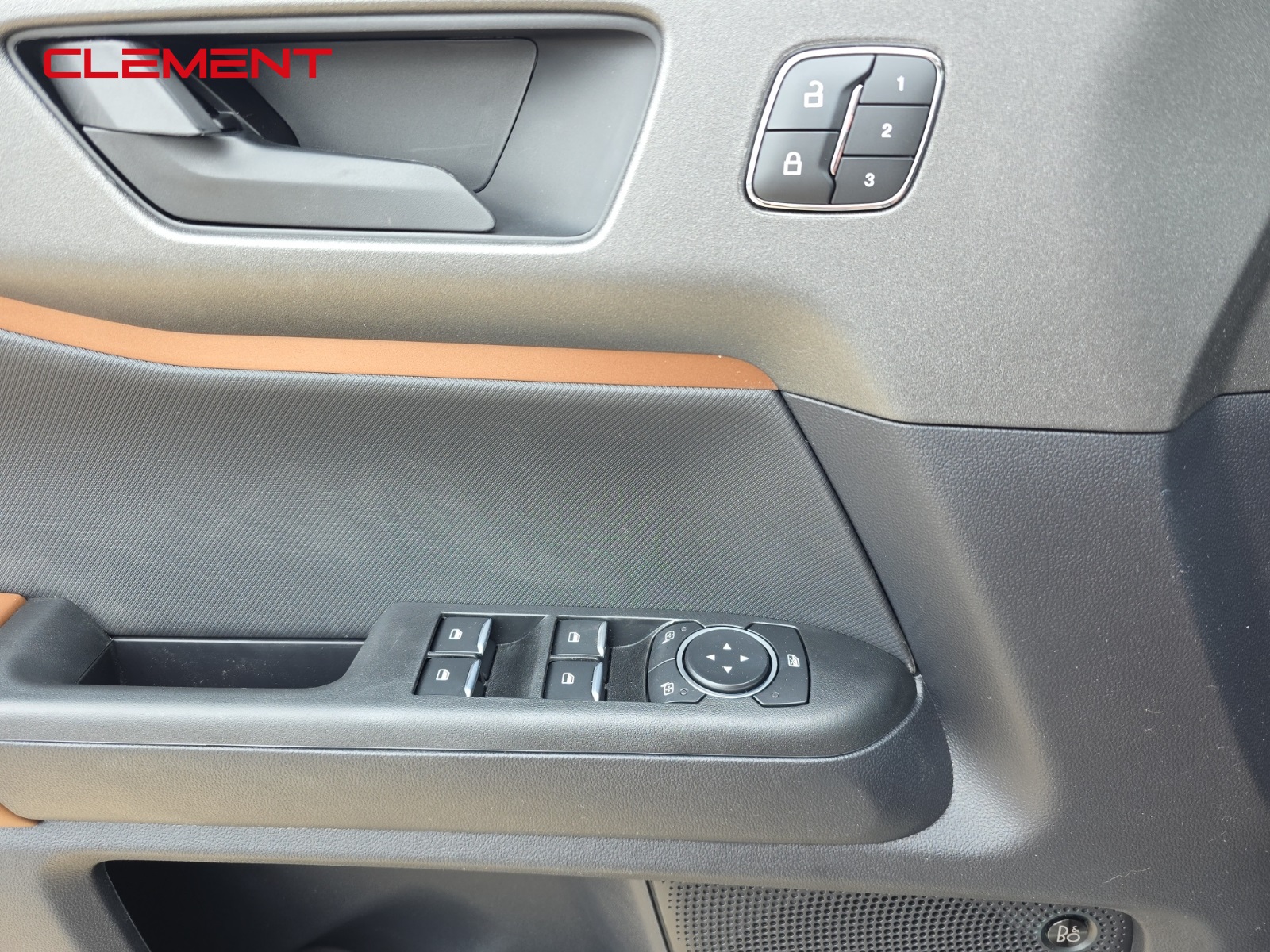 2025 Ford Bronco Sport Outer Banks photo 19