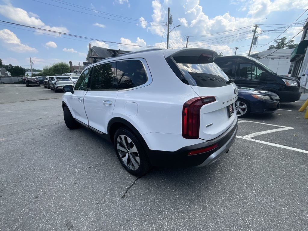 2021 Kia Telluride S photo 3