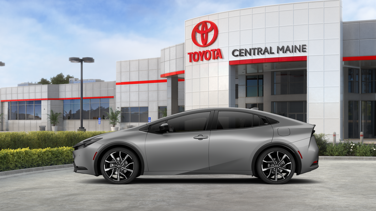 2025 Toyota Prius Plug-in Hybrid XSE photo 4