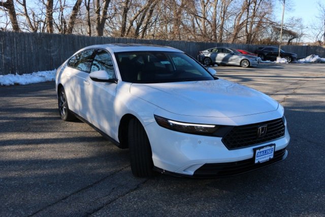 2025 Honda Accord Hybrid EX-L photo 2