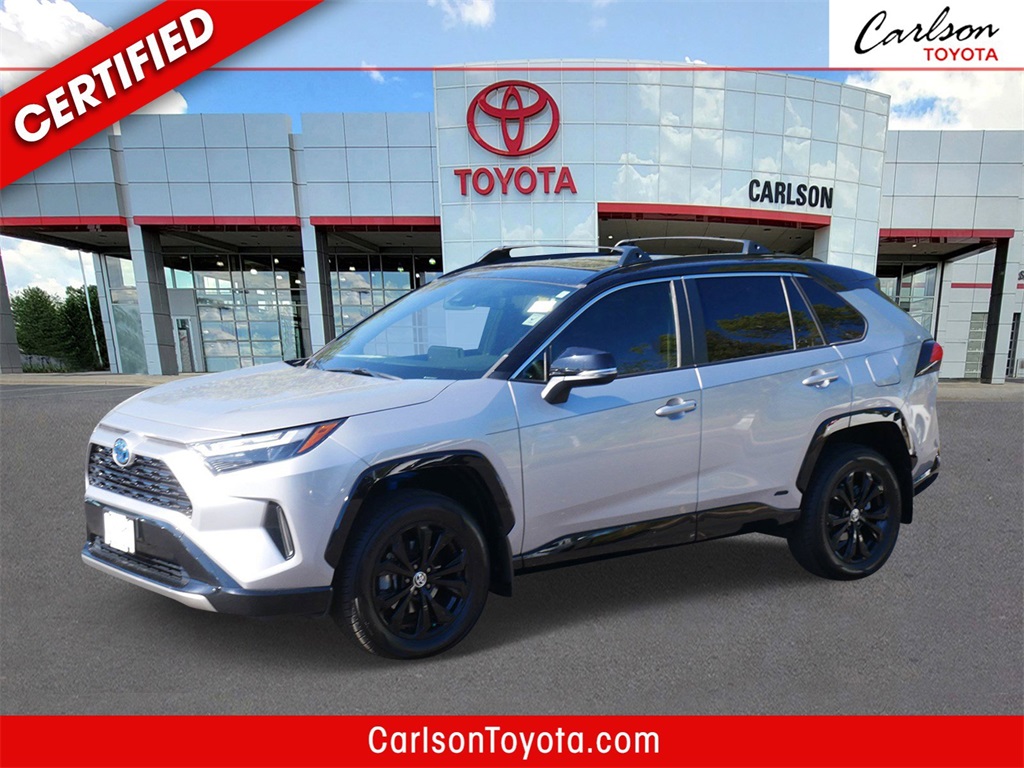 2022 Toyota RAV4 XSE's photo