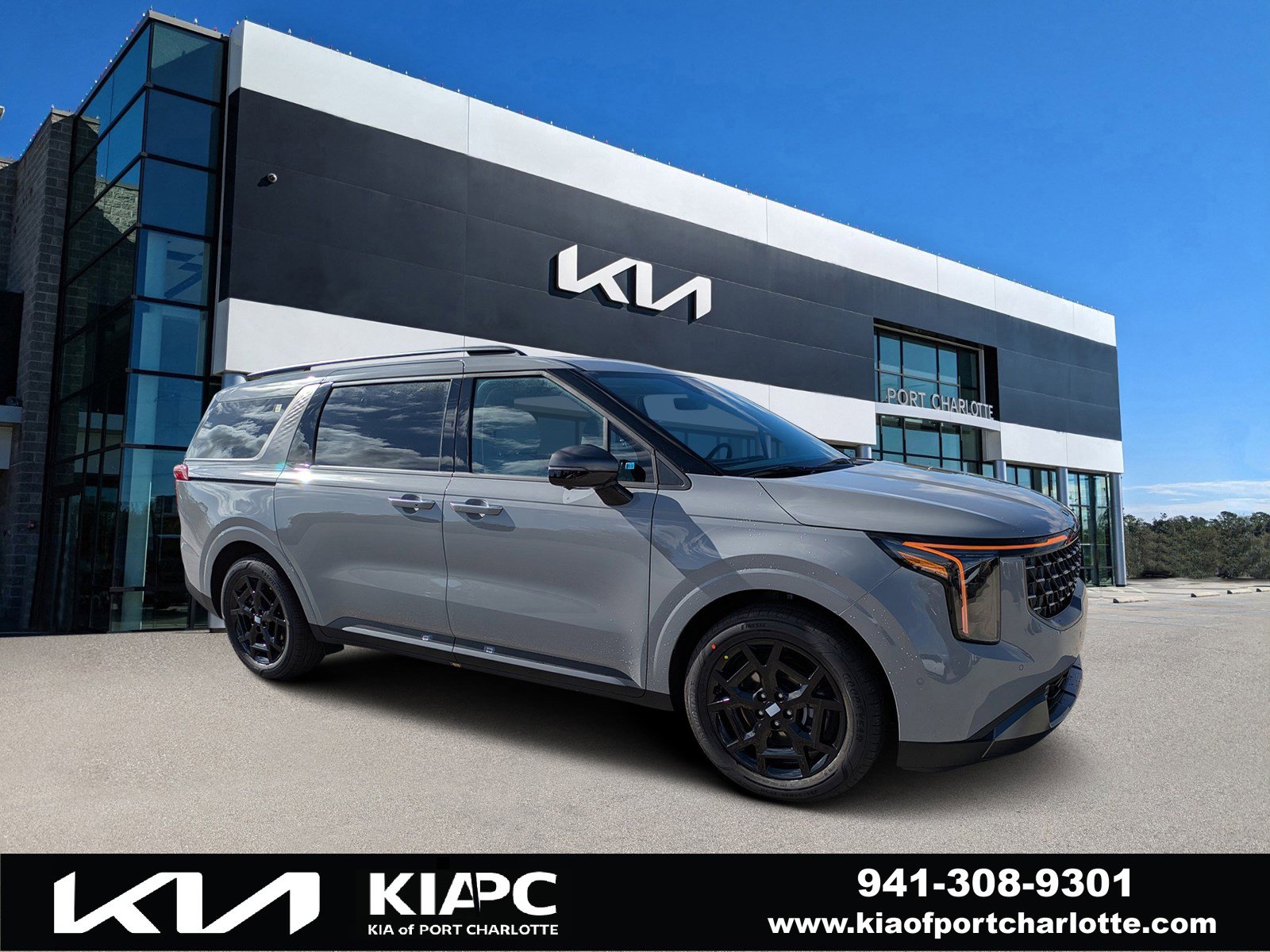 2026 Kia Carnival SX's photo