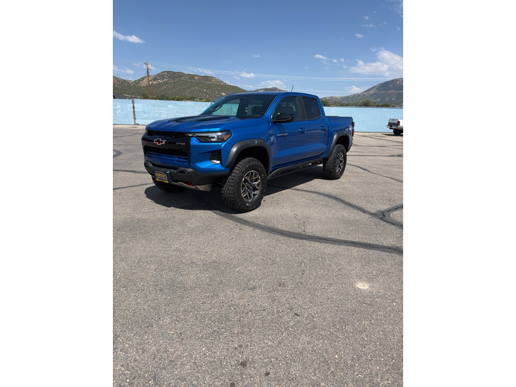 2024 Chevrolet Colorado ZR2's photo
