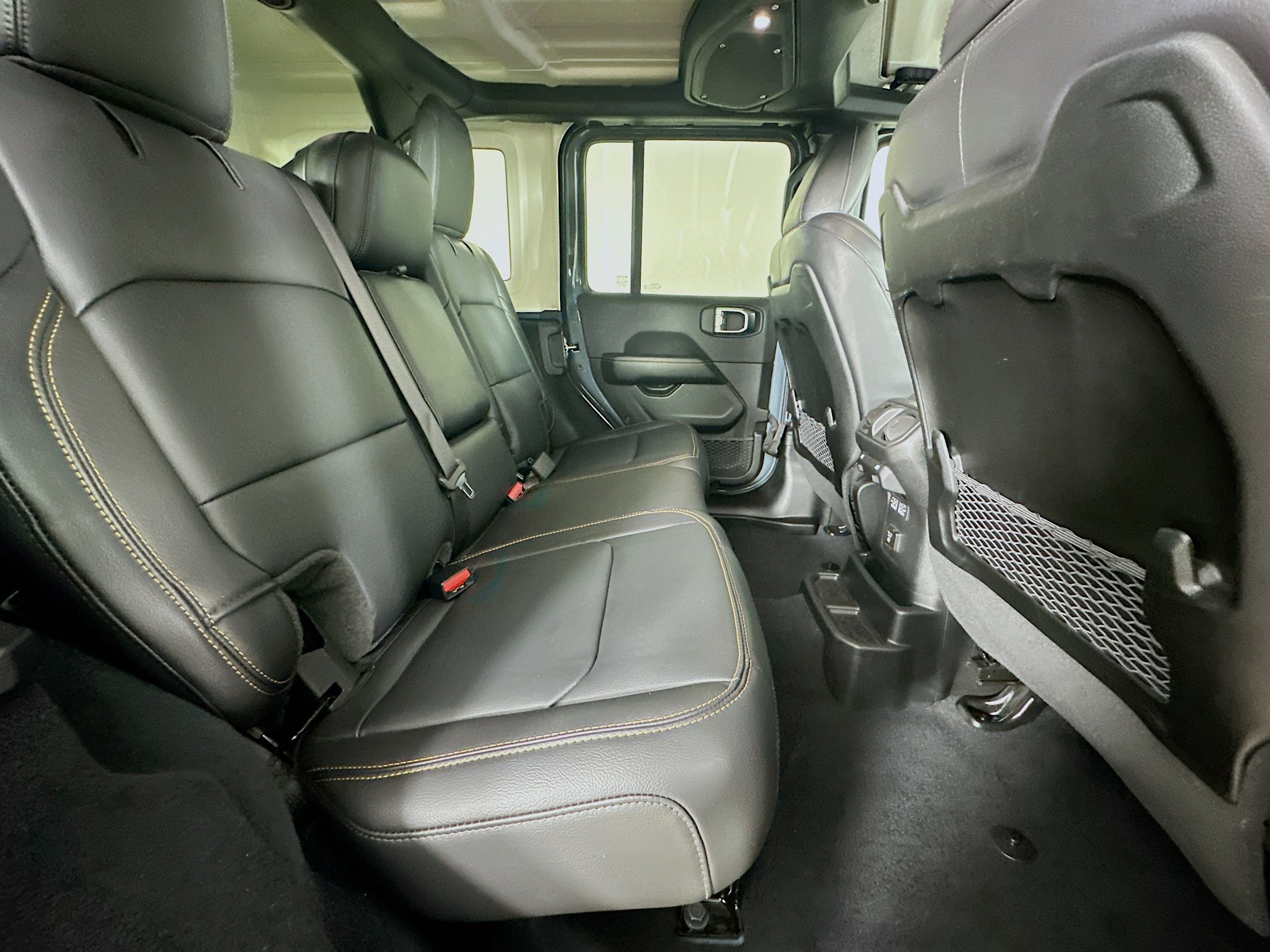 2024 Jeep Wrangler Sahara photo 37