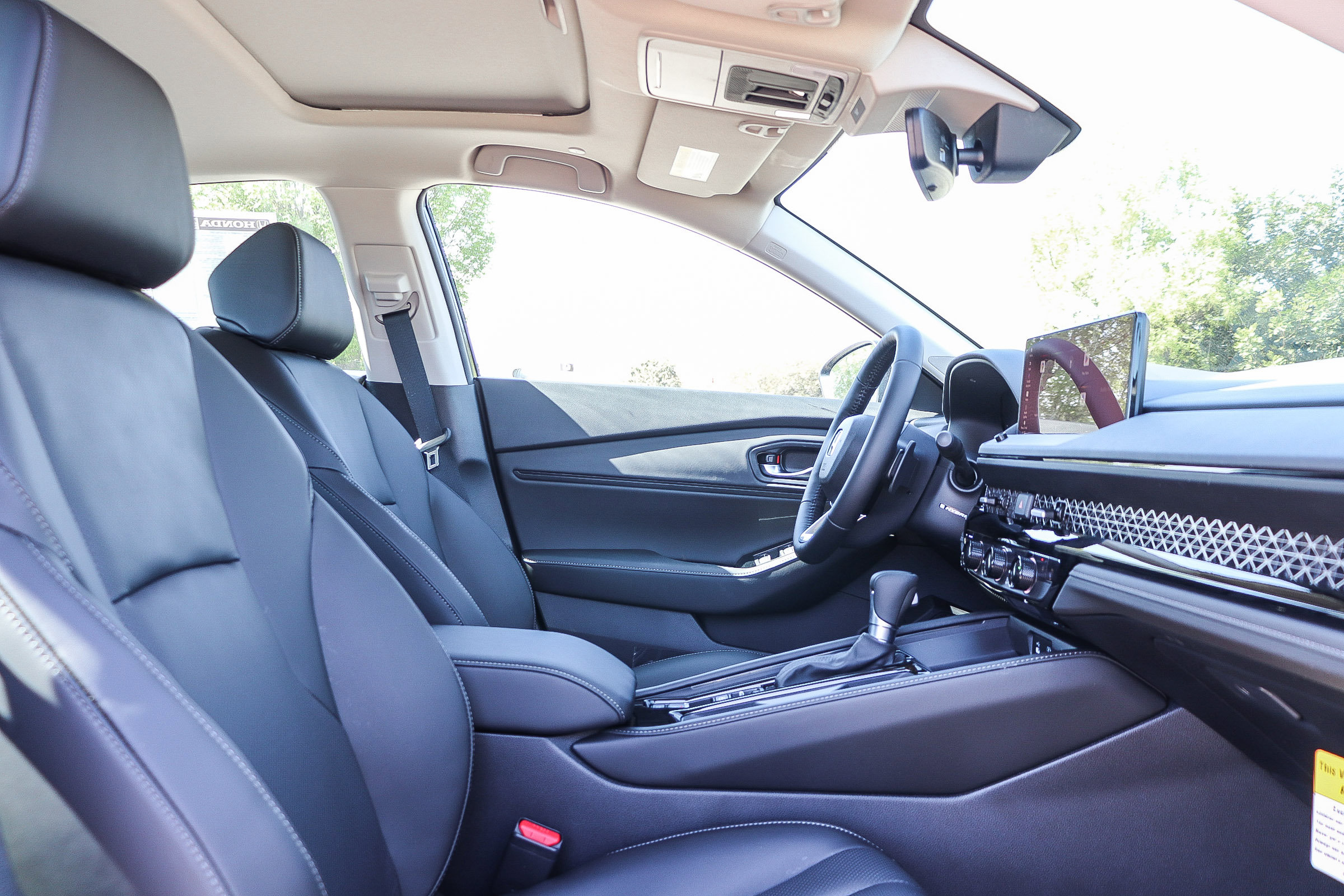2025 Honda Accord Hybrid Touring photo 17