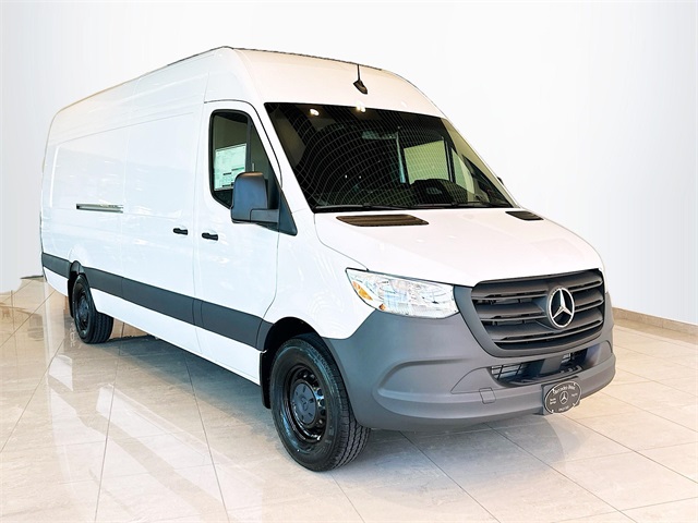 2026 Mercedes-Benz Sprinter Cargo Van Base's photo