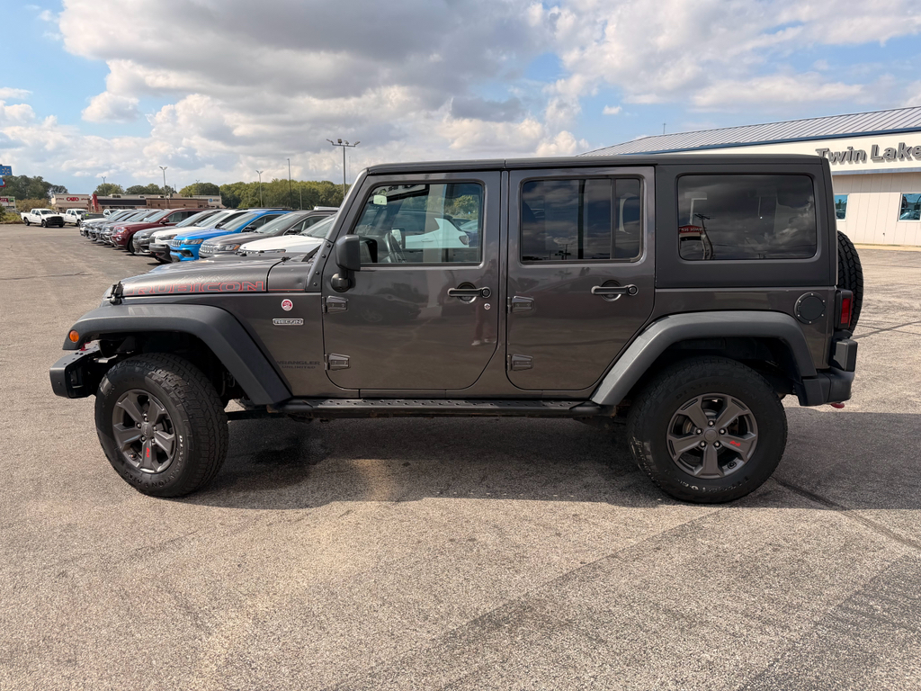 2017 Jeep Wrangler Unlimited Rubicon Recon photo 2