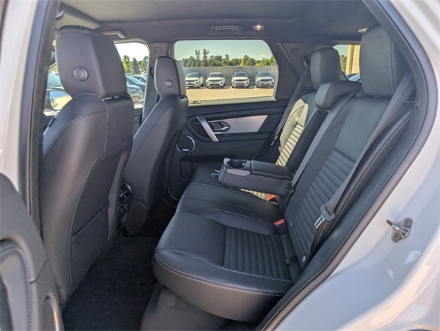 2025 Land Rover Discovery Sport SE photo 5