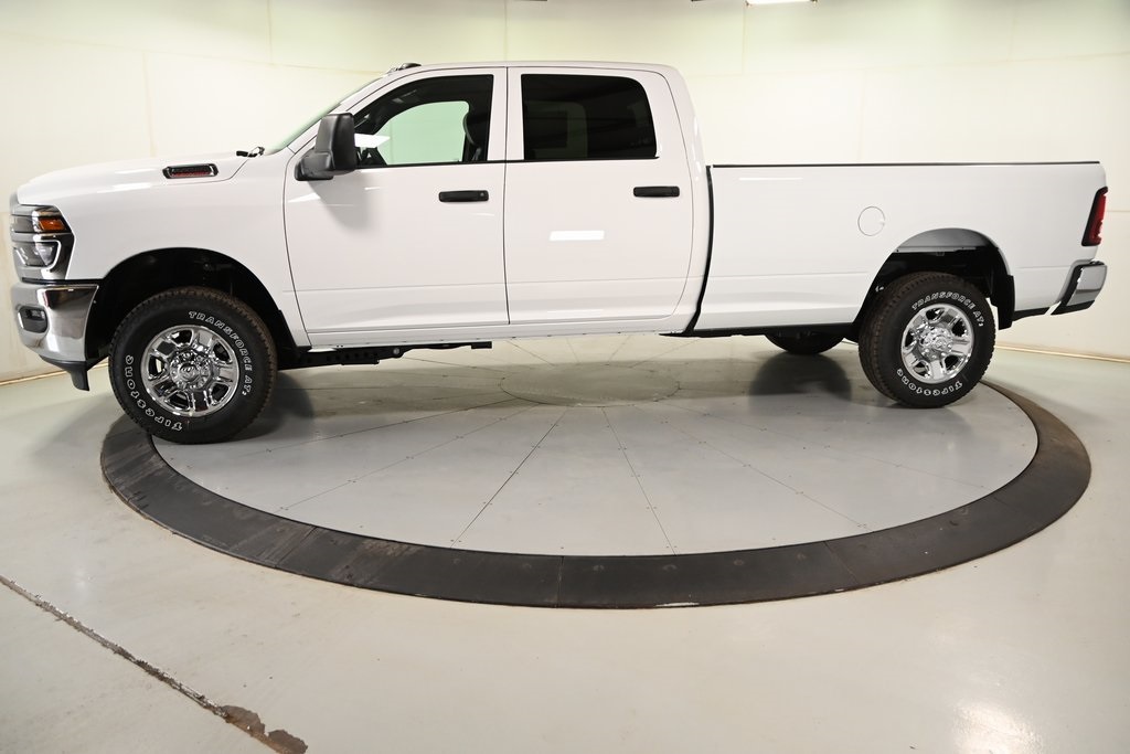 2026 Ram 2500 Tradesman photo 3