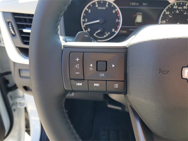 2025 Nissan Rogue SV photo 3