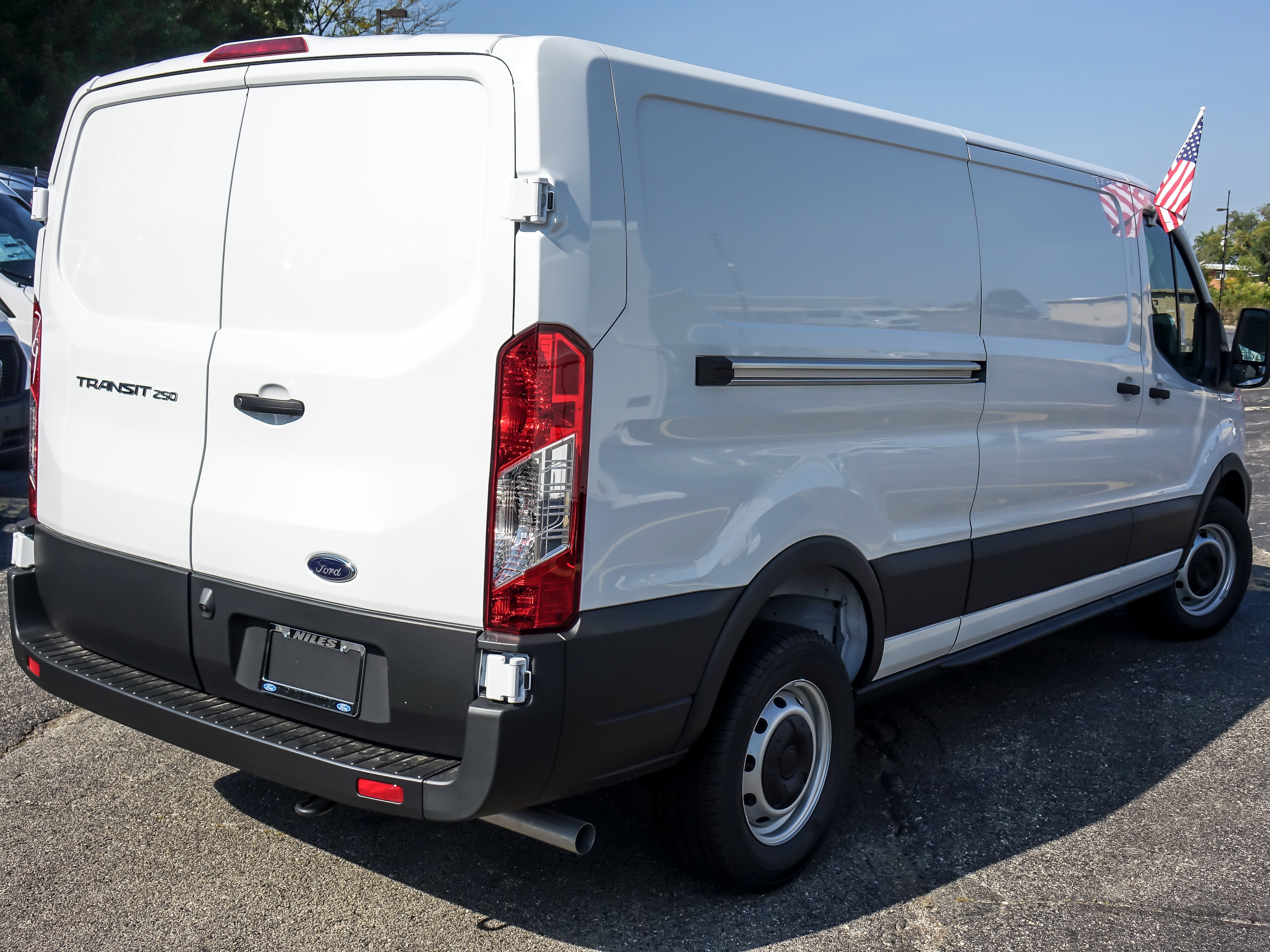 2025 FORD TRANSIT - Image 9