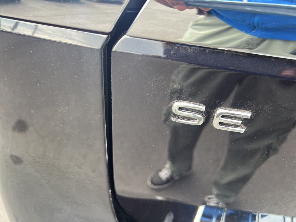 2026 Volkswagen Atlas SE Technology photo 9