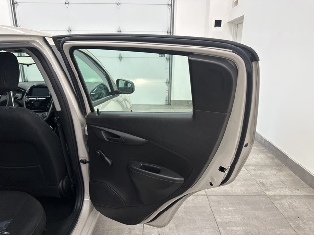 2018 Chevrolet Spark LS photo 33