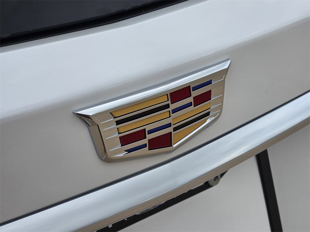 2025 Cadillac XT6 Luxury photo 11