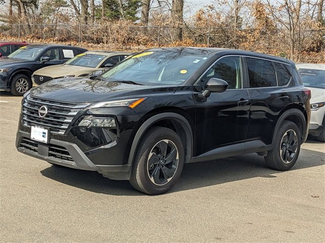 2024 Nissan Rogue SV photo 4