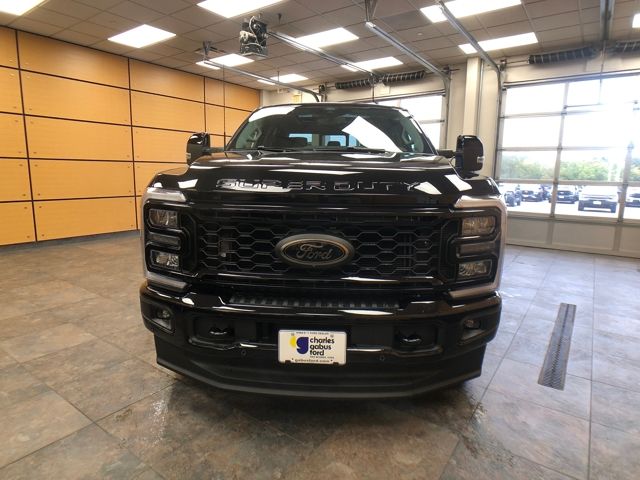 2026 Ford F-250 Lariat photo 3