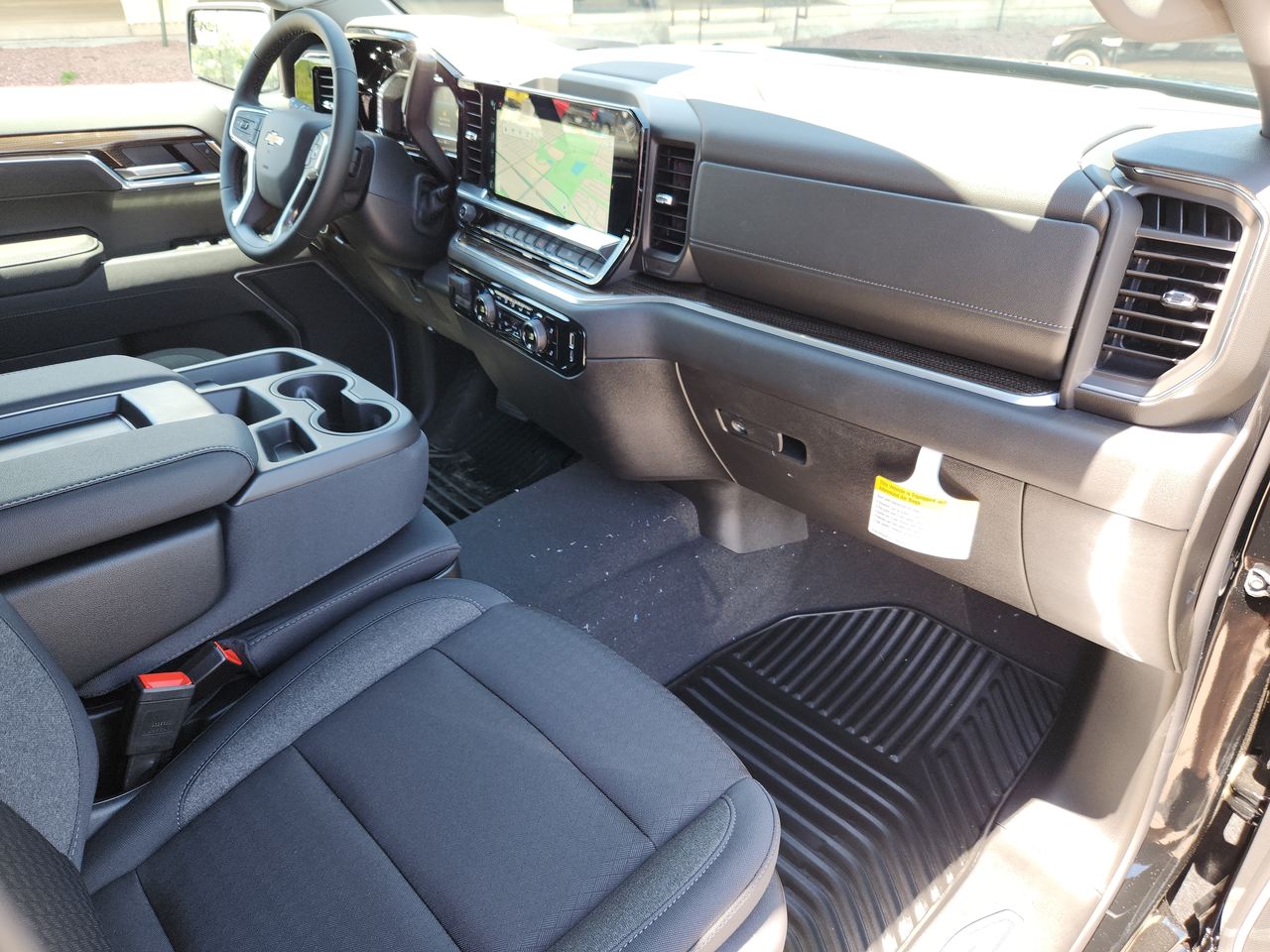 2025 Chevrolet Silverado 1500 LT photo 27