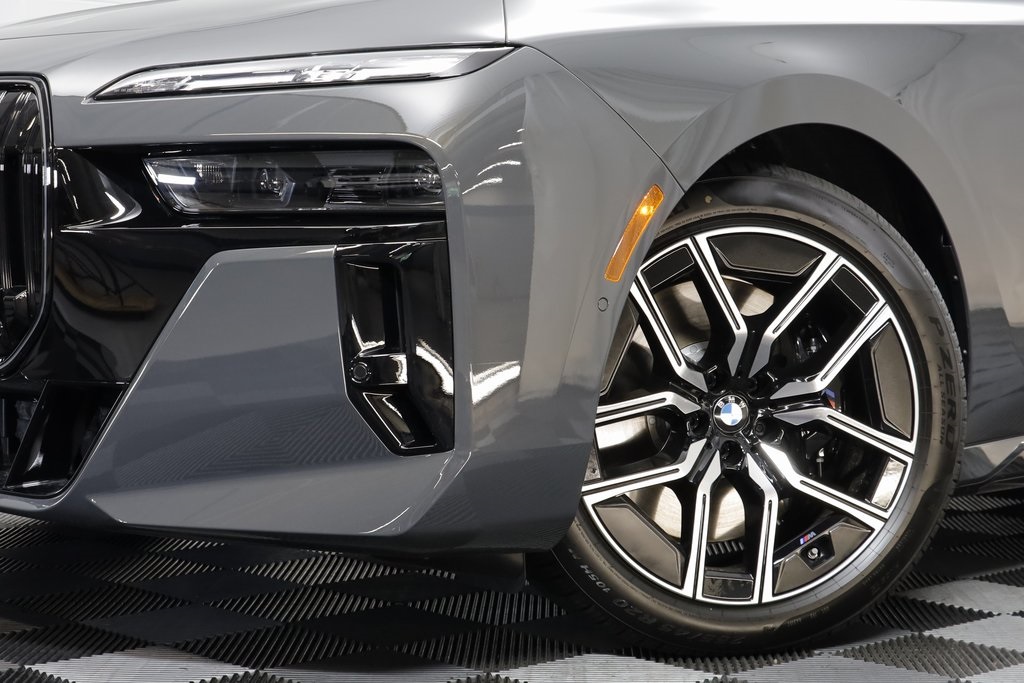 2025 Bmw 760i 760i xDrive photo 3