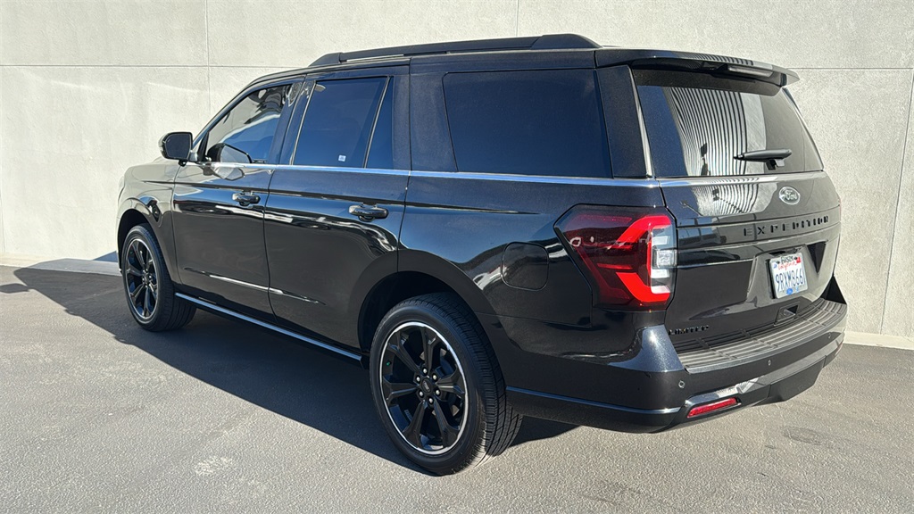 2024 Ford Expedition Limited photo 4