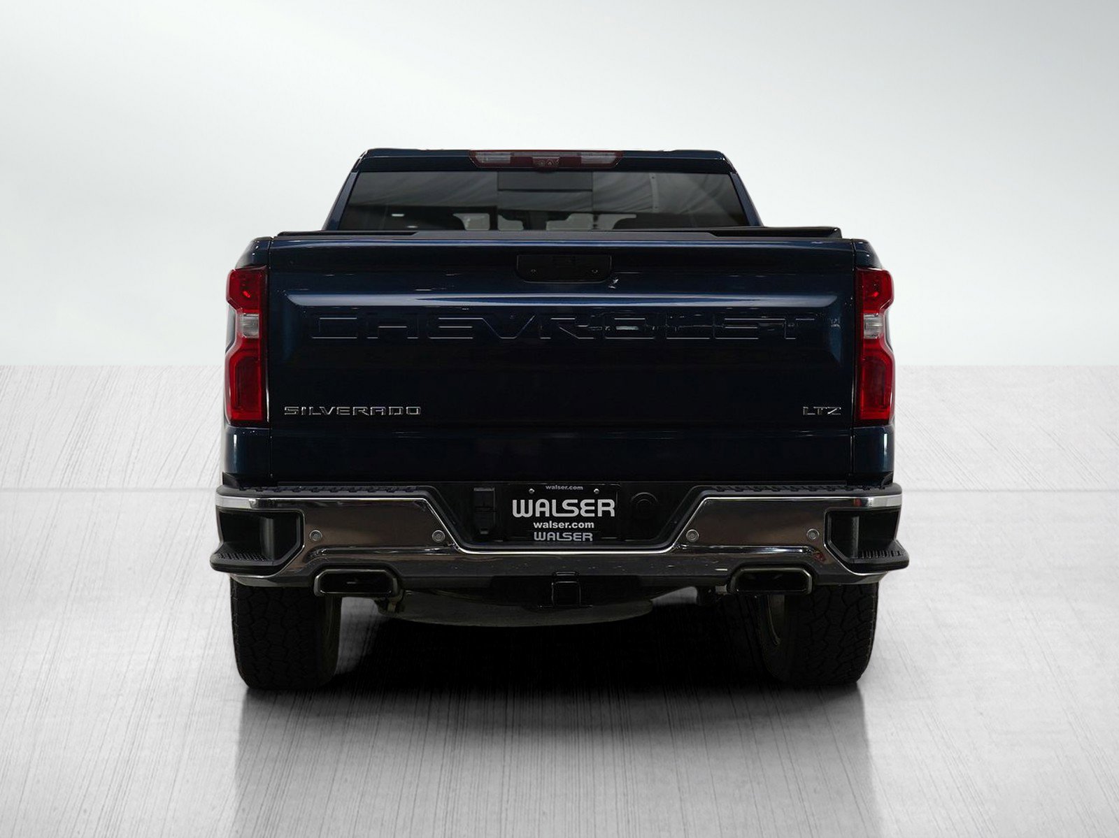 2021 Chevrolet Silverado 1500 LTZ photo 3