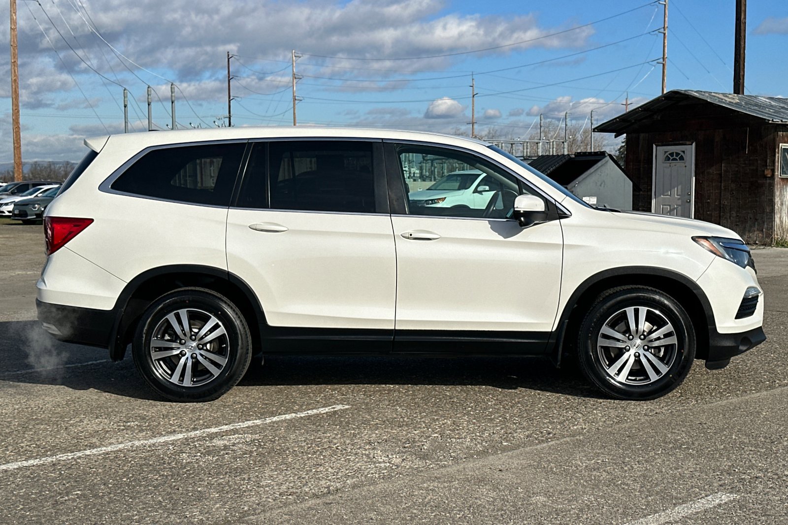 2017 Honda Pilot EX-L photo 3