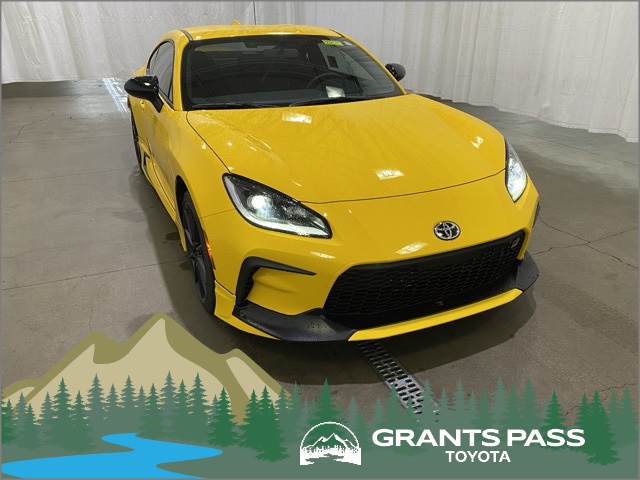 2026 Toyota GR86 Yuzu Edition's photo