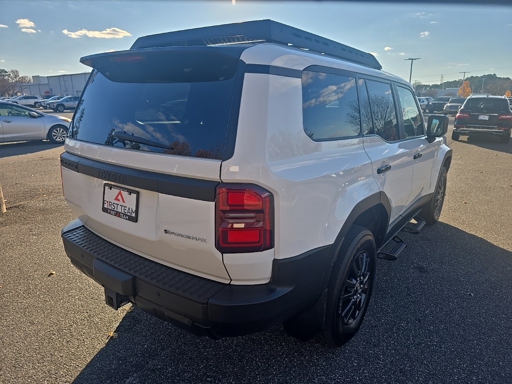 2024 Toyota Land Cruiser Base photo 4