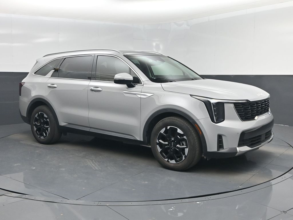2024 Kia Sorento S's photo