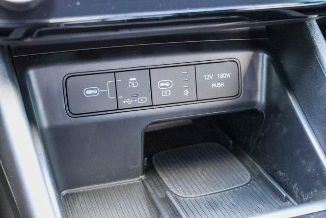 New 2026 Hyundai SEL Activity FWD image 16