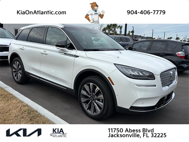 2022 Lincoln Corsair Reserve's photo