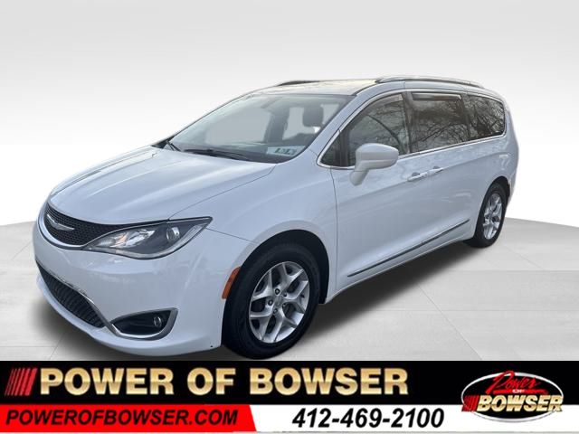 2018 Chrysler Pacifica Touring L's photo