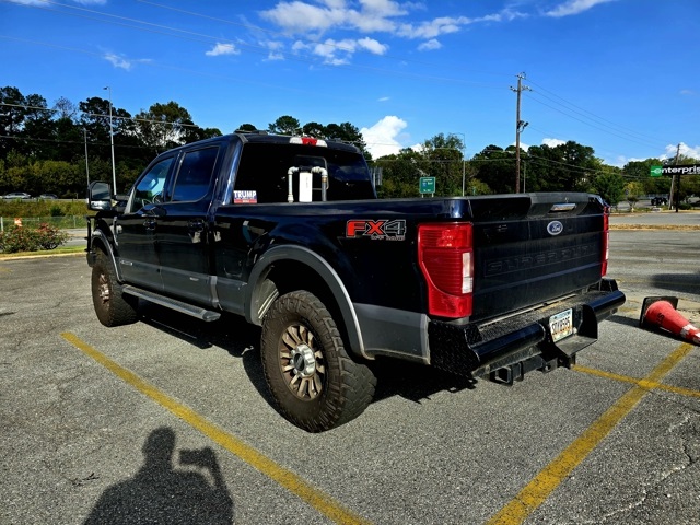 2022 Ford F-250 Lariat photo 3