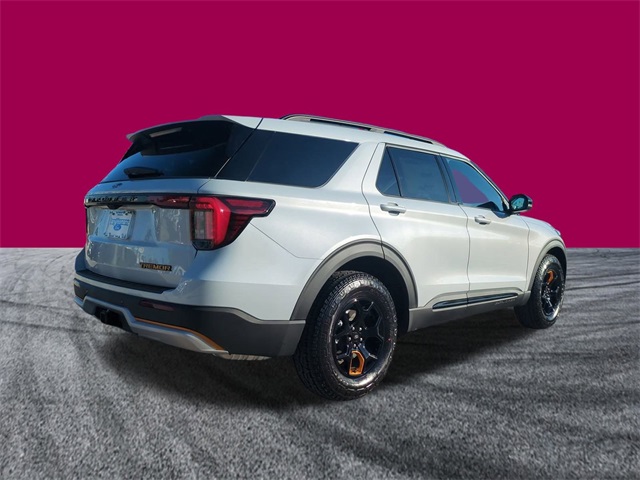 2026 Ford Explorer photo 4