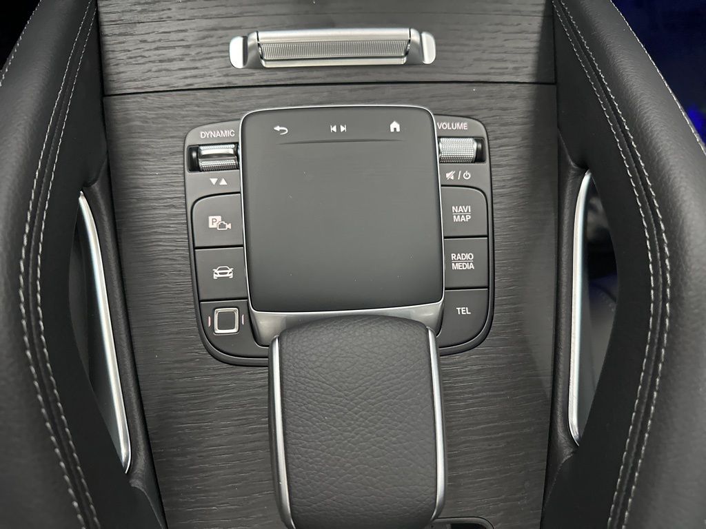 2026 Mercedes Benz GLE 450 4MATIC photo 13