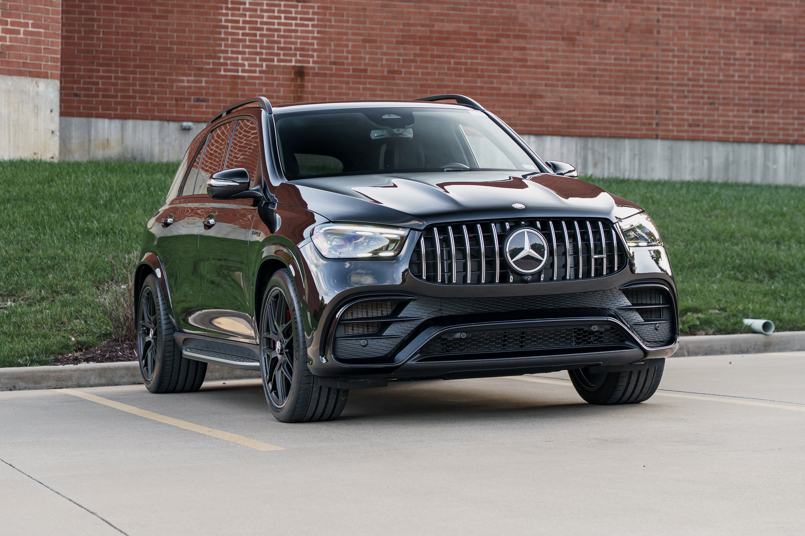 2025 Mercedes-Benz GLE Amg Gle 63 S's photo