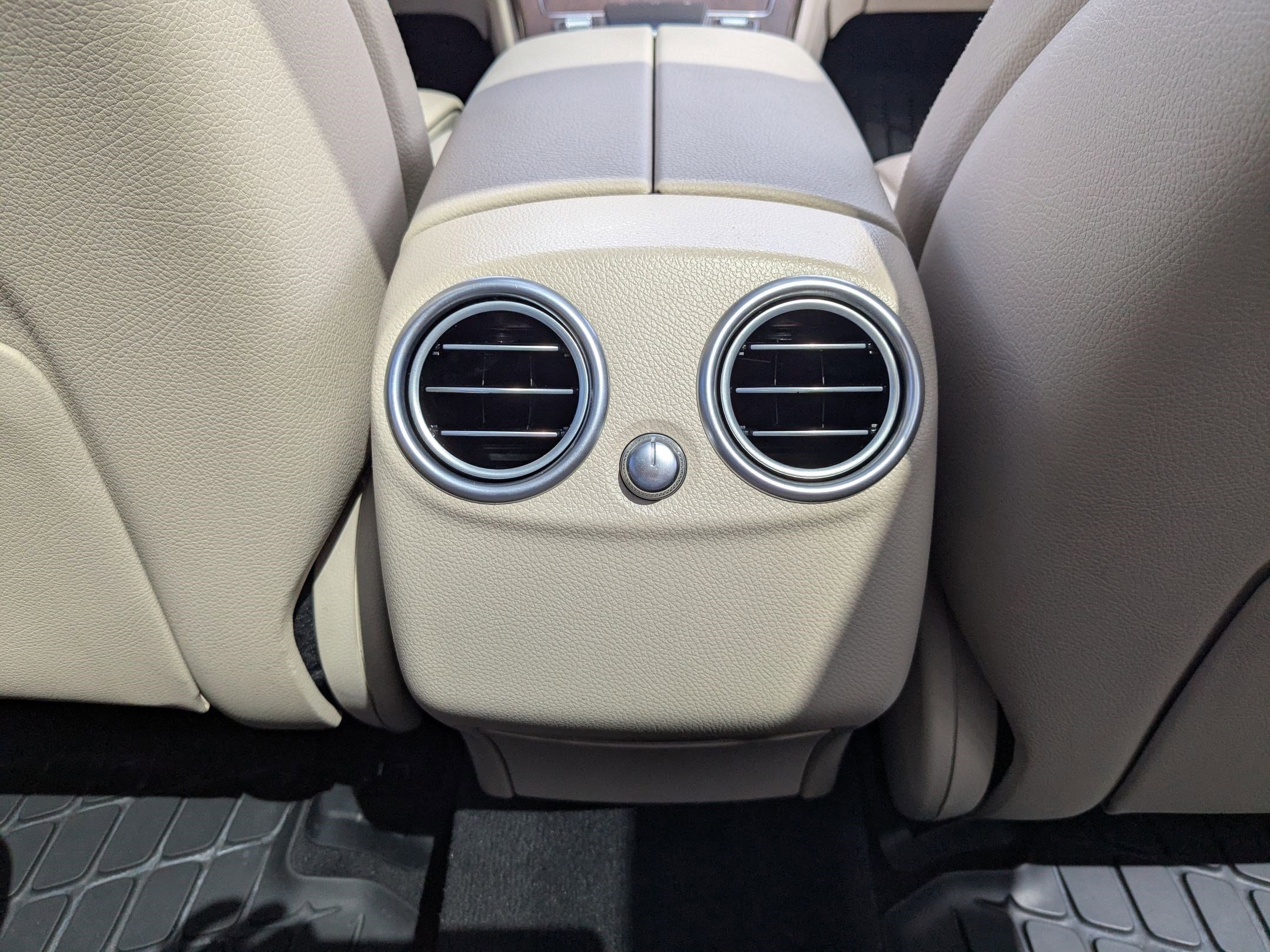 2022 Mercedes Benz GLC 300 4MATIC photo 24