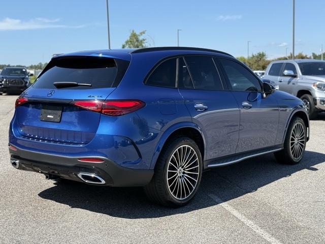 2024 Mercedes Benz GLC 300 photo 5