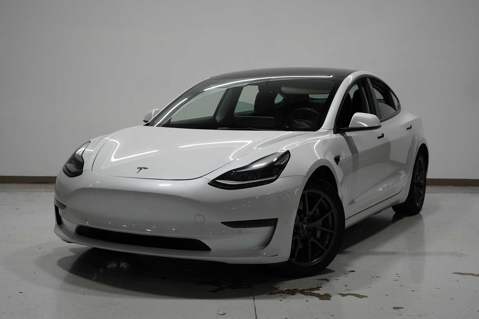 2022 Tesla Model 3 Long Range's photo