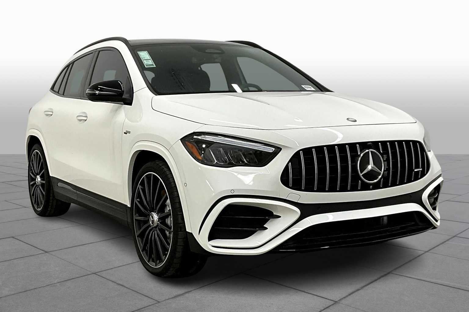 2025 Mercedes Benz GLA AMG 35 4MATIC photo 2