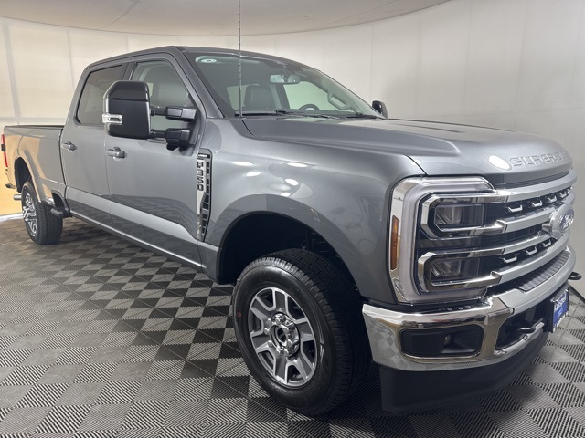 2026 Ford F-350 Super Duty Lariat's photo