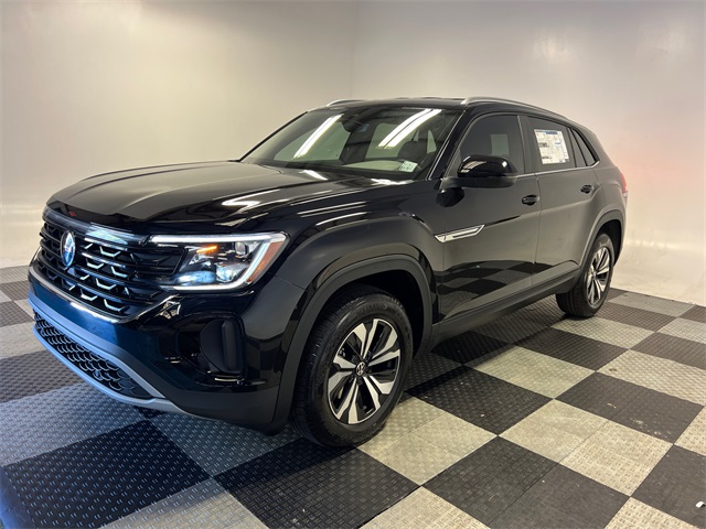 2026 Volkswagen Atlas Cross Sport SE photo 3