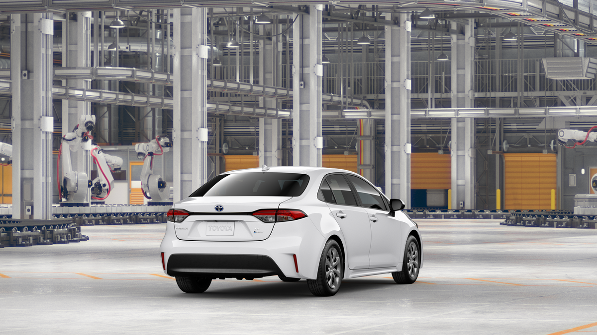 2025 Toyota Corolla XLE SE photo 8
