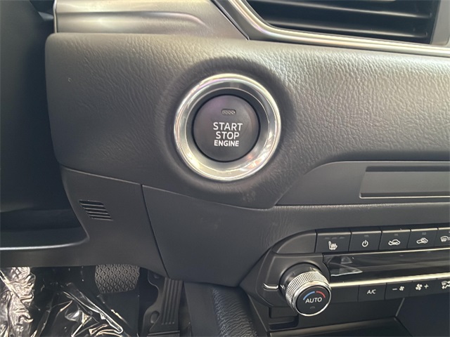 2025 Mazda CX-5 2.5 Select photo 28