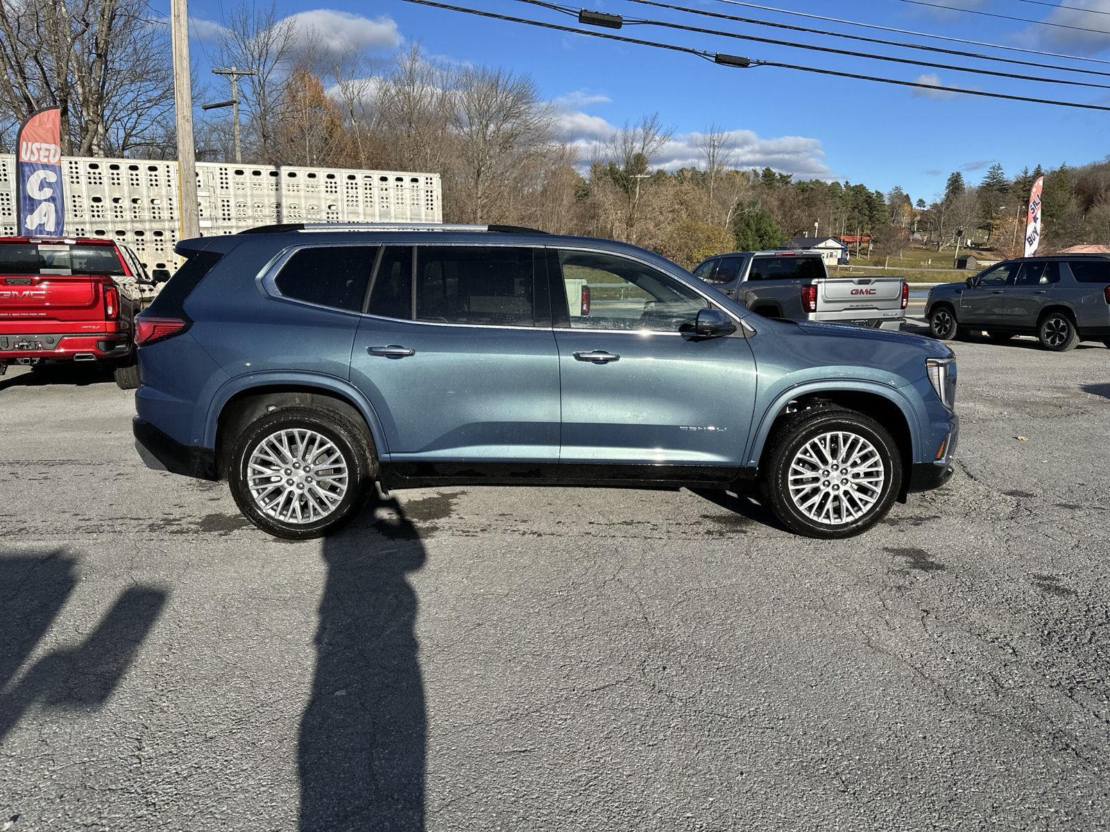 2026 Gmc Acadia Denali photo 4