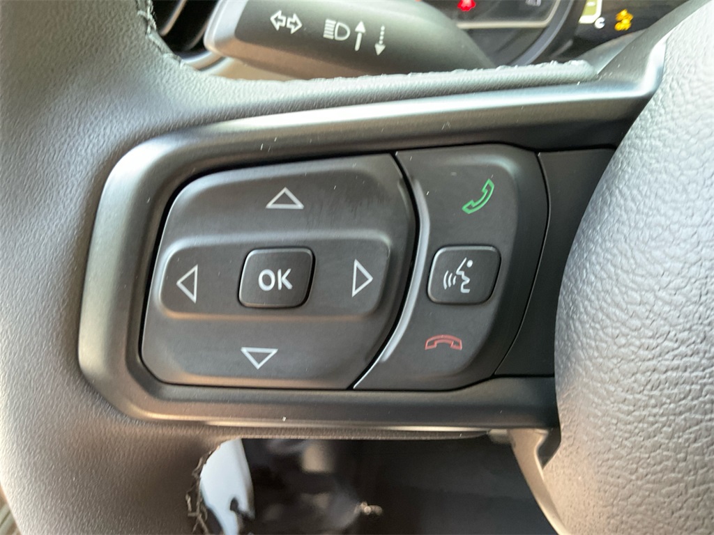 2025 Jeep Gladiator Mojave photo 29