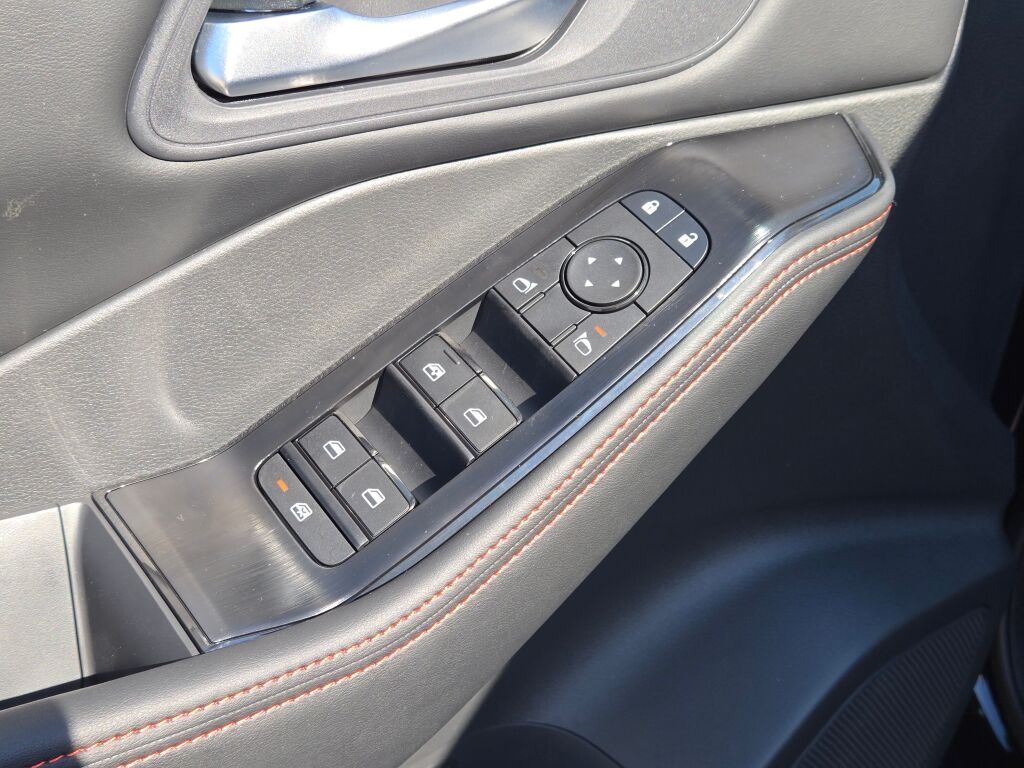 2026 Nissan Rogue SV photo 20