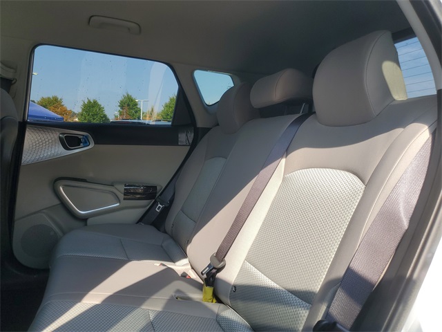 2025 Kia Soul LX S photo 8