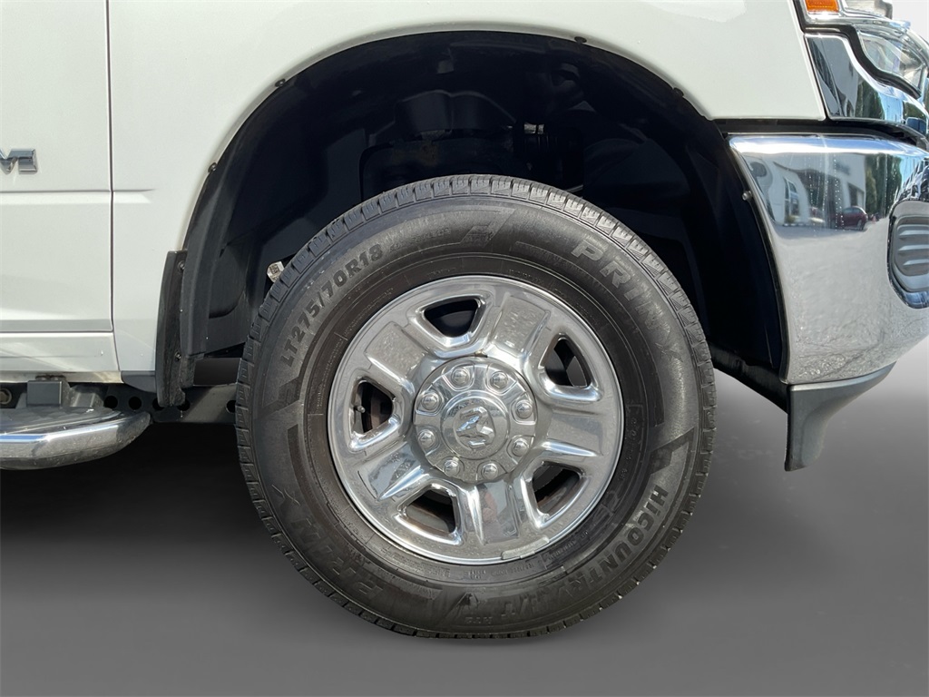 2022 Ram 3500 Big Horn photo 8