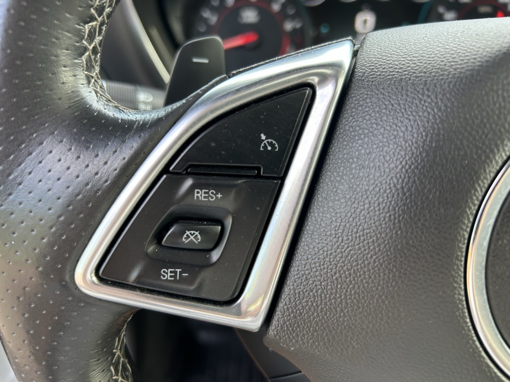 2018 Chevrolet Camaro SS photo 14